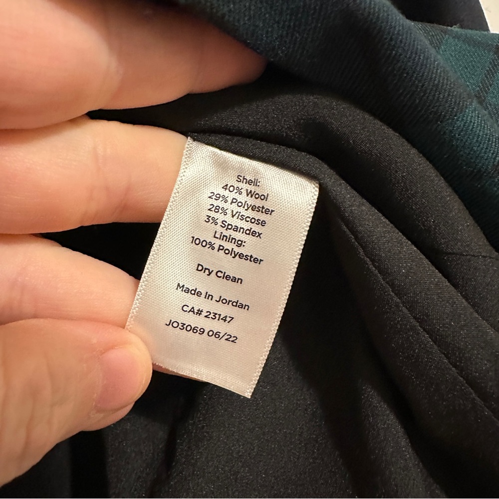 Talbots Petite Black Watch Plaid Blazer With Velvet Trim • 6P - Picture 5 of 6